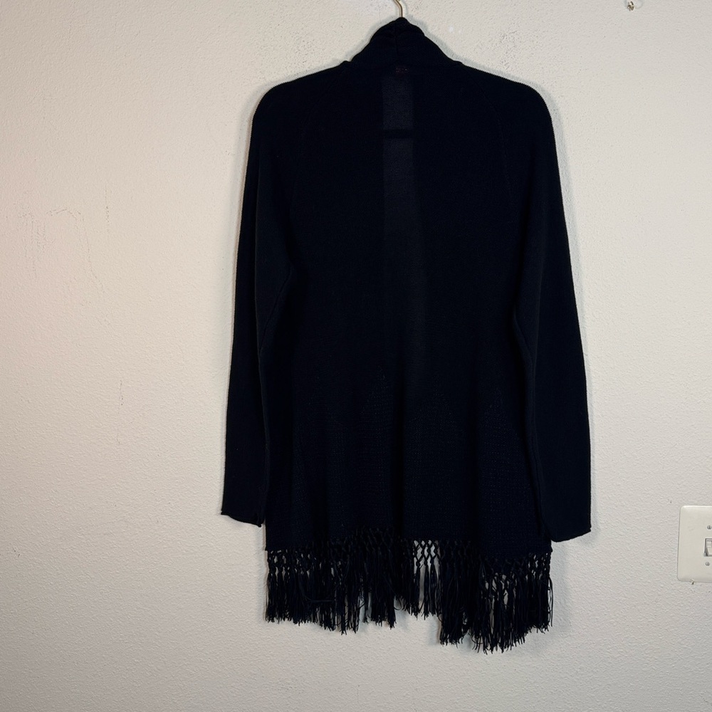 Lilly Pulitzer Elegant Black Fringe Sweater size XL - Picture 3 of 4